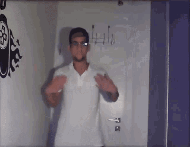 3471303_adyralahd-adir-elad.gif