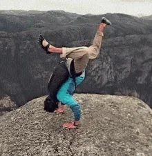 1790875321580.gif