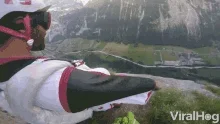 1790875723967.gif