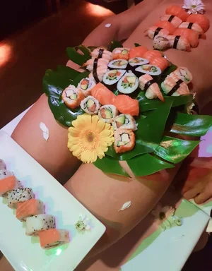 Body-Sushi-Barcelona-Female-Model-2-scaled.webp
